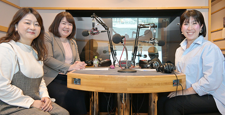 伊藤女性局長のラジオ収録現場 サムネイル