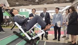 福祉用具の複数利用を後押し サムネイル